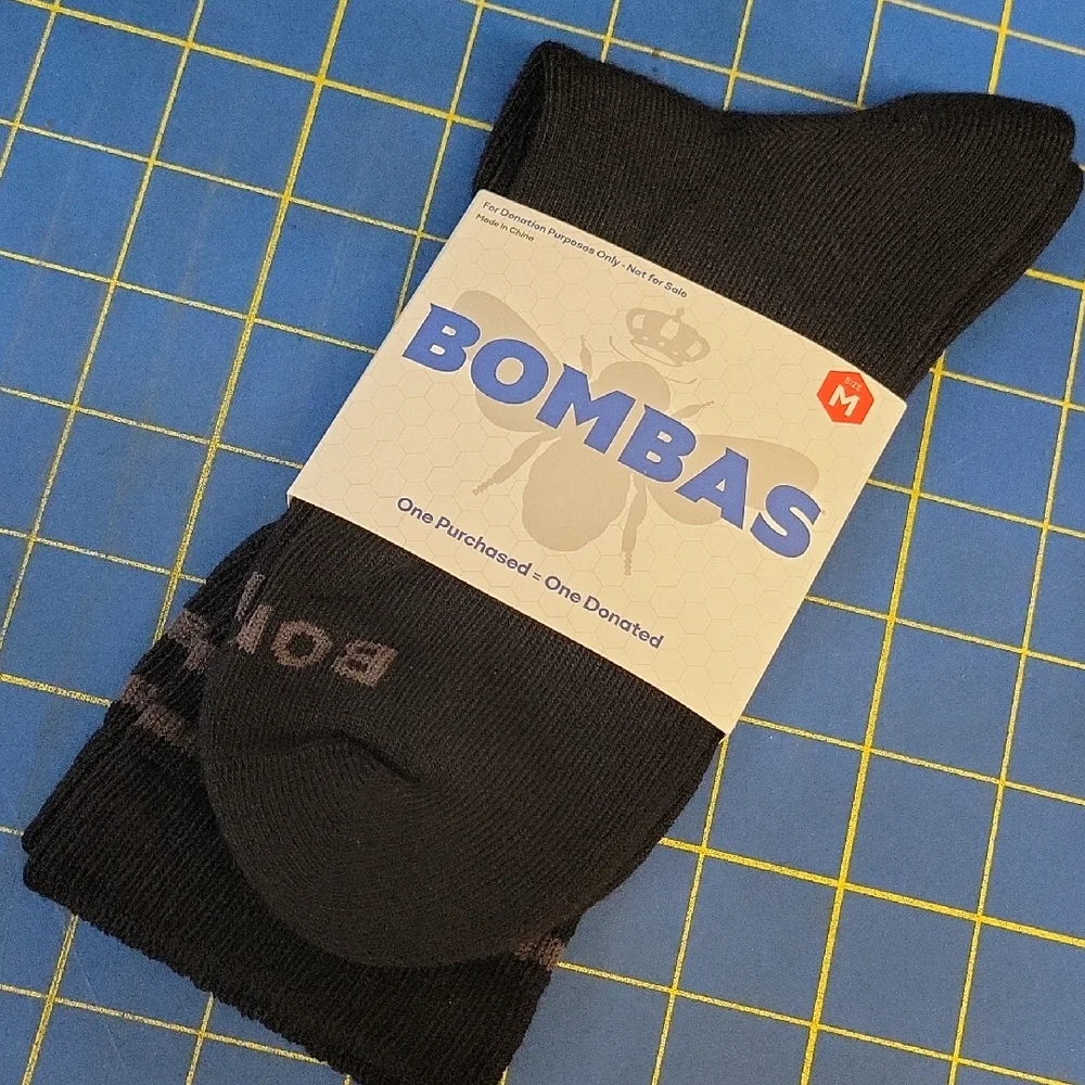 Bombas Unisex Classic Black Athletic Socks New in Package